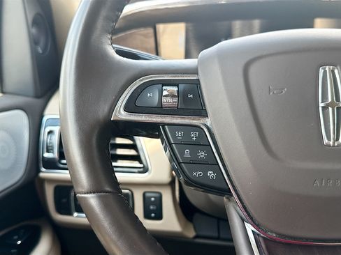 Used 2023 Lincoln Navigator L Reserve AWD/4WD image 38