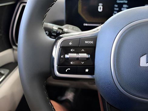 New 2025 Kia Sorento EX w/ Panoramic Sunroof Package image 22