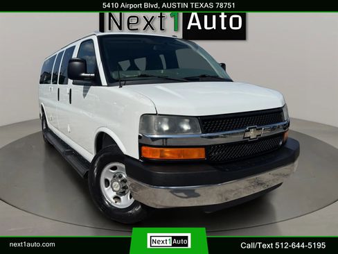 Used 2014 Chevrolet Express 3500 LT w/ LT Preferred Equipment Group RWD image 2