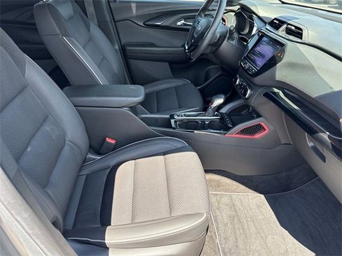 Used 2023 Chevrolet TrailBlazer RS w/ Convenience Package image 32