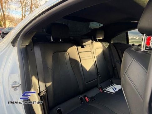 Used 2023 Mercedes-Benz CLA 250 4MATIC image 10