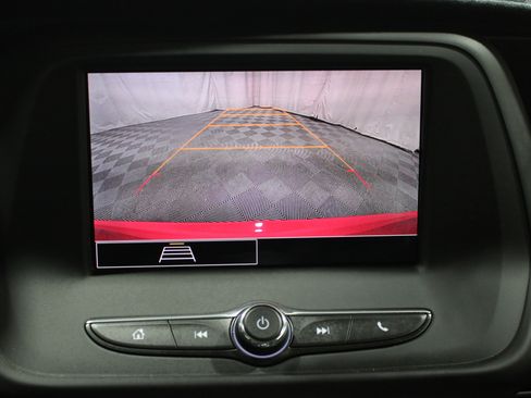 Used 2021 Chevrolet Camaro LT image 16