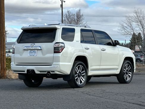 Used 2018 Toyota 4Runner Limited image 2