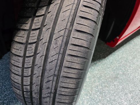 Used 2014 Dodge Charger SXT image 13