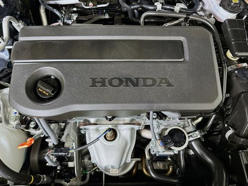 Used 2025 Honda Civic Sport image 31