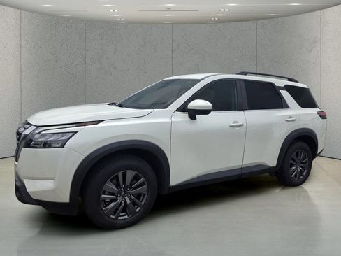 Certified 2024 Nissan Pathfinder SV w/ SV Premium Package AWD/4WD image 1