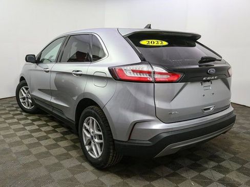 Used 2022 Ford Edge SEL w/ Convenience Package image 7