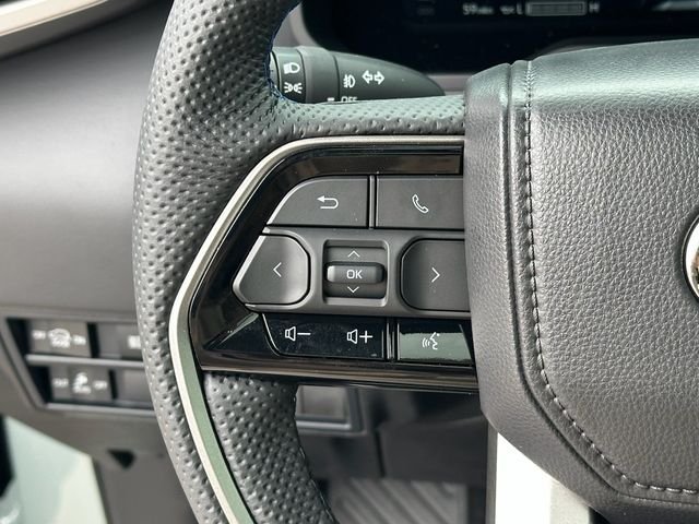 New 2026 Toyota Sequoia Platinum AWD/4WD image 14