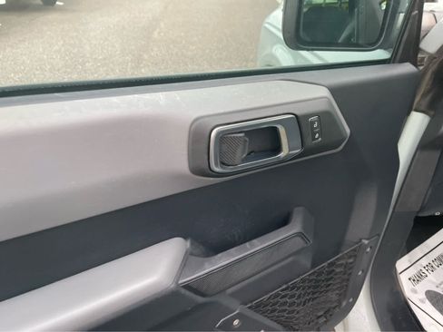 Used 2022 Ford Bronco Big Bend AWD/4WD image 9