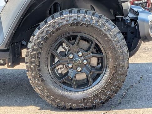 Certified 2024 Jeep Wrangler Unlimited Sport AWD/4WD image 31