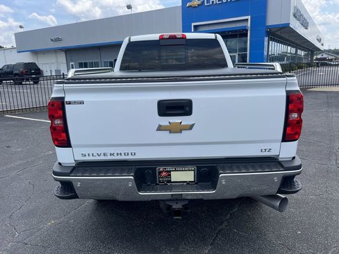 Used 2016 Chevrolet Silverado 2500 LTZ w/ Duramax Plus Package AWD/4WD image 7