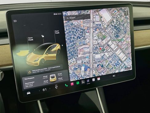 Used 2018 Tesla Model 3 Mid Range RWD image 21