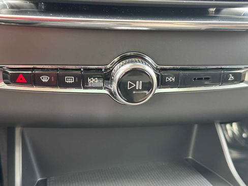 New 2026 Volvo XC90 T8 Plus image 34