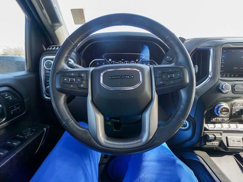 Used 2020 GMC Sierra 2500 Denali w/ Denali Ultimate Package image 25