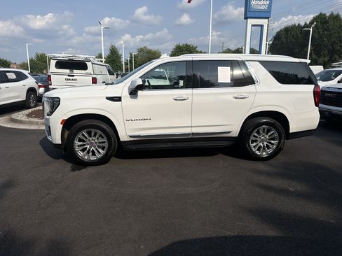 Used 2021 GMC Yukon SLT AWD/4WD image 7