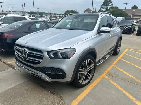 Used 2020 Mercedes-Benz GLE 350 4MATIC image 1