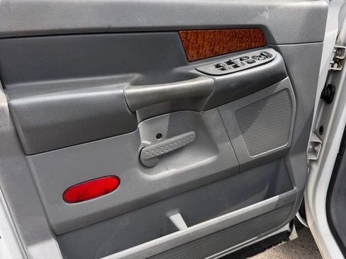 Used 2006 Dodge Ram 2500 Truck SLT w/ Quad Cab Big Horn Value Group image 9