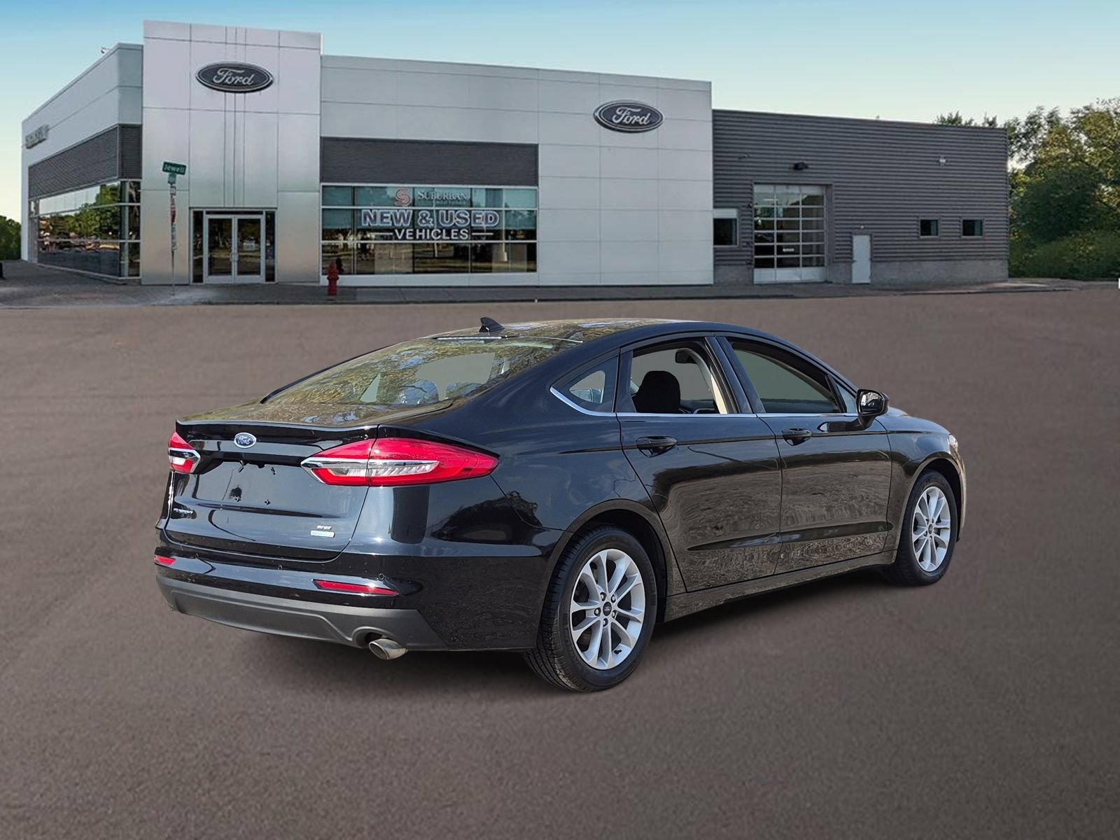 Used 2020 Ford Fusion SE FWD image 9