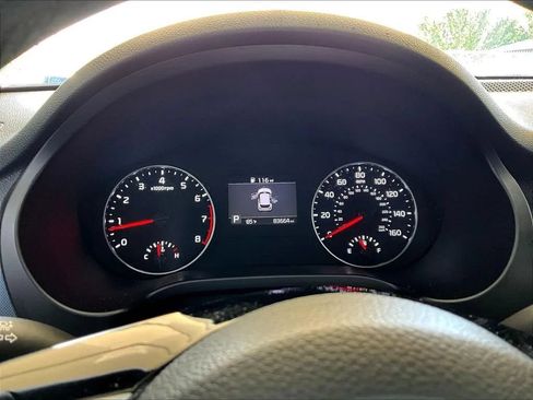 Used 2021 Kia Seltos S FWD image 15