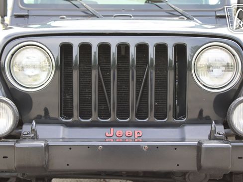 Used 2001 Jeep Wrangler Sahara AWD/4WD image 33