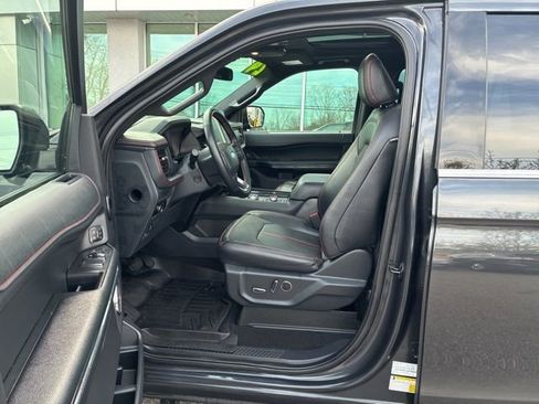 Used 2024 Ford Expedition Max Limited image 19