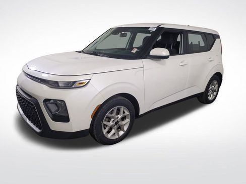 Used 2022 Kia Soul LX w/ Technology Package image 1