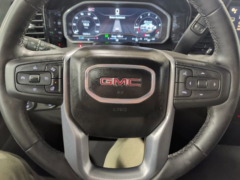 Used 2024 GMC Sierra 1500 Elevation image 10