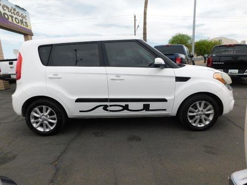 Used 2012 Kia Soul + image 8
