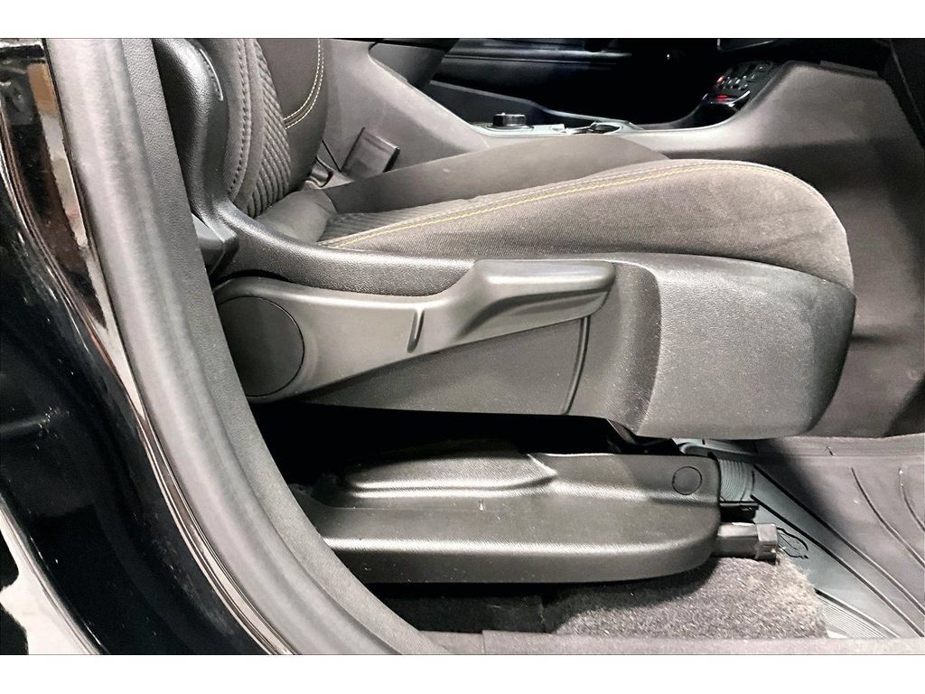 Used 2020 GMC Terrain SLE FWD image 48