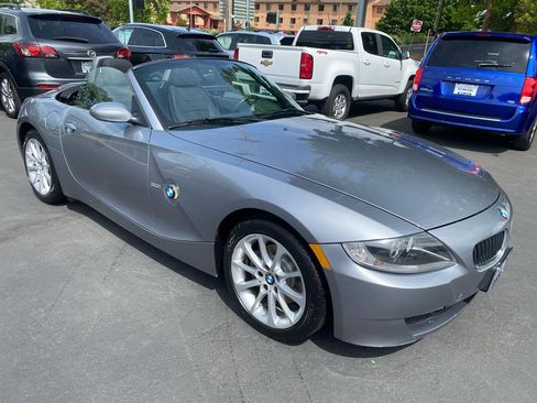 Used 2007 BMW Z4 3.0i RWD image 18
