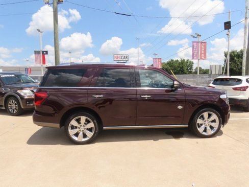 Certified 2023 Ford Expedition King Ranch AWD/4WD image 8