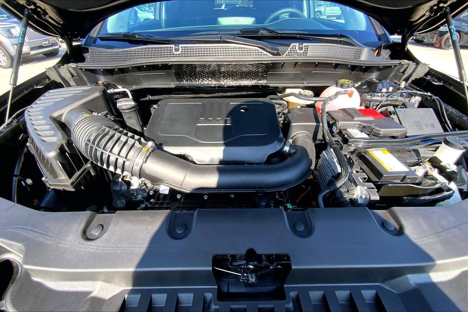 New 2026 Chevrolet Blazer LT w/ Convenience Package FWD image 16