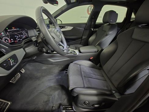 Used 2022 Audi A4 2.0T Premium Plus w/ Premium Plus Package image 13