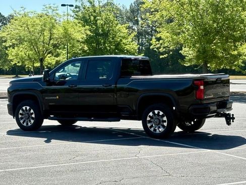Used 2023 Chevrolet Silverado 2500 LTZ w/ Carhartt Edition AWD/4WD image 4