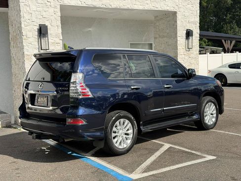 Used 2018 Lexus GX 460 Premium w/ Premium Package AWD/4WD image 18