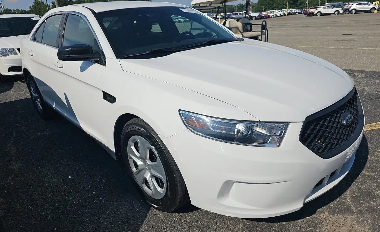 Used 2016 Ford Taurus Police Interceptor FWD image 2