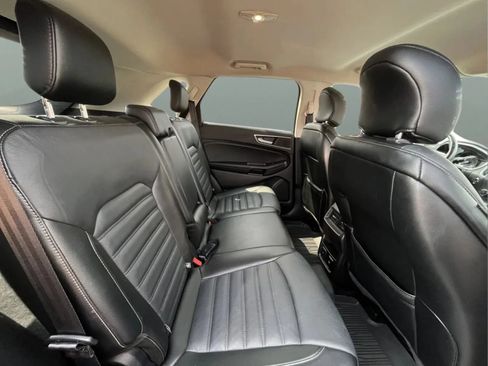 Used 2018 Ford Edge SEL w/ Equipment Group 201A FWD image 14
