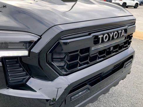 Used 2024 Toyota Tacoma TRD Pro image 29