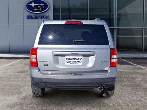 Used 2016 Jeep Patriot High Altitude AWD/4WD image 5