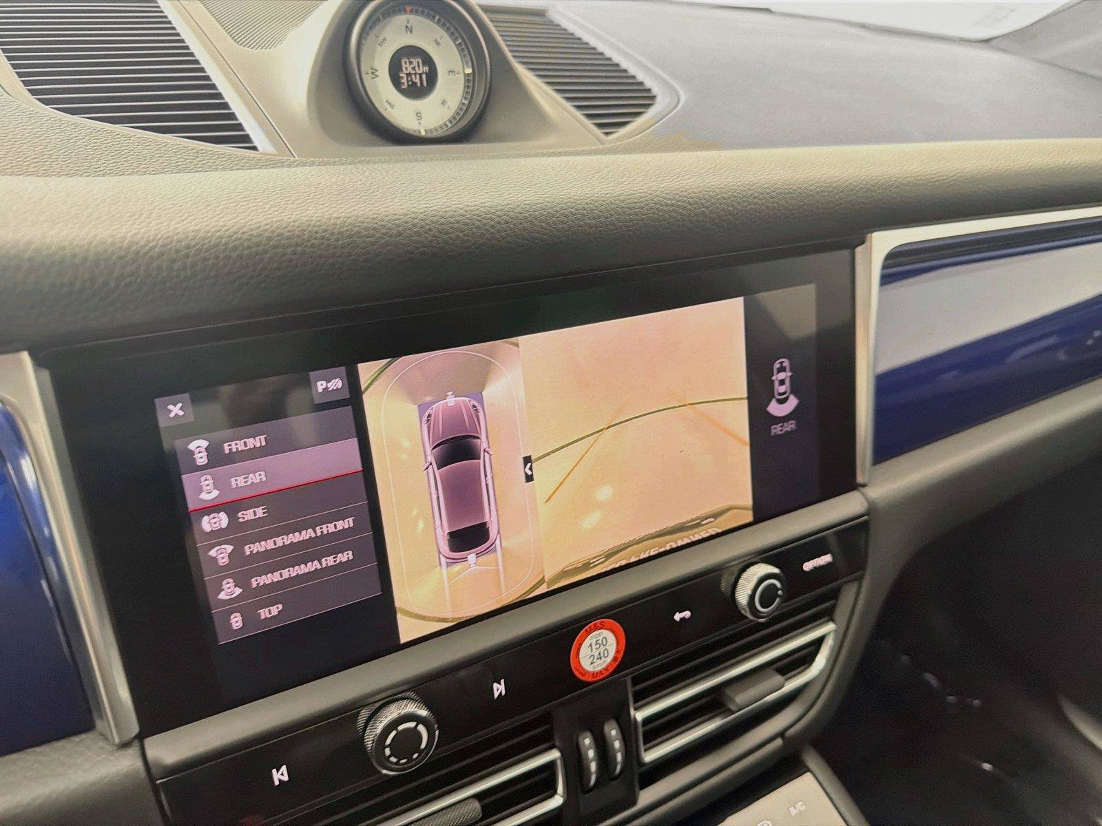 Certified 2023 Porsche Macan S AWD/4WD image 19