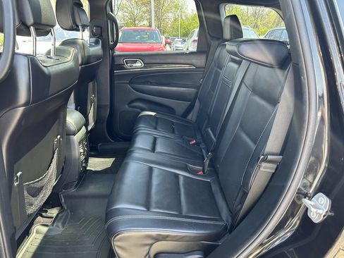 Used 2016 Jeep Grand Cherokee Overland AWD/4WD image 25
