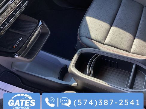 New 2027 Chevrolet Bolt RS w/ Technology Package FWD image 18