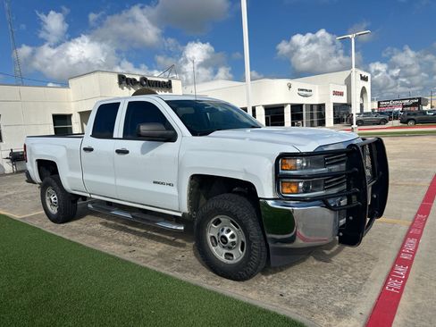Used 2015 Chevrolet Silverado 2500 W/T RWD image 1