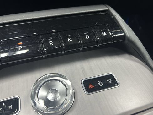 Used 2025 Lincoln Navigator Reserve w/ Jet Appearance Package AWD/4WD image 17