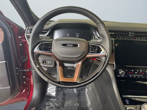 Used 2025 Jeep Grand Cherokee L Summit w/ Advanced Protech Group IV image 13