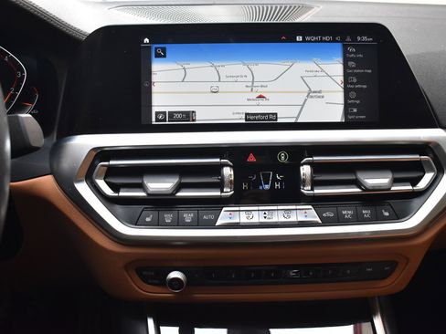 Used 2021 BMW 330i w/ M Sport Package image 35