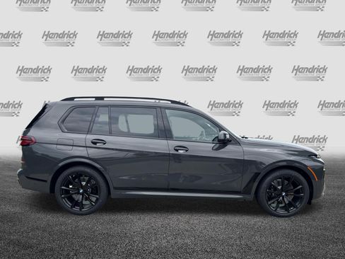 New 2027 BMW X7 xDrive40i w/ M Sport Package AWD/4WD image 11