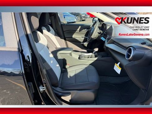 New 2026 Chevrolet Trax LS w/ LS Convenience Package image 19