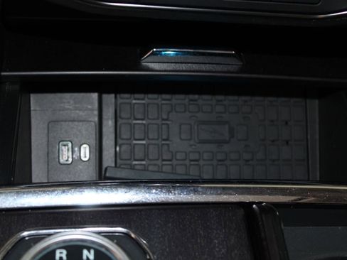 Used 2023 Ford Expedition Platinum AWD/4WD image 49