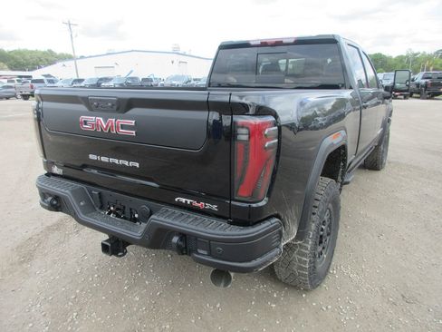 New 2026 GMC Sierra 2500 AT4X w/ AT4X AEV Edition AWD/4WD image 5